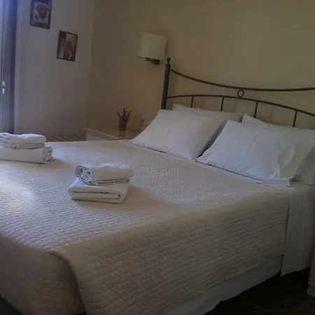 Royalrose Apartament *